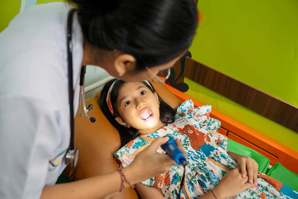 Layanan-Kesehatan-Anak-by-BROS-Ina